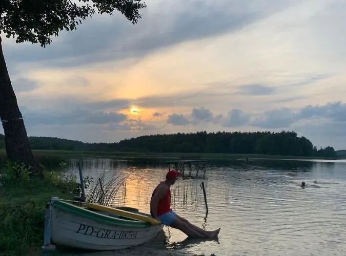 Uroczy Dom Na Mazurach Jezioro Dybowskie Dom wakacyjny Dybowo (Elk)