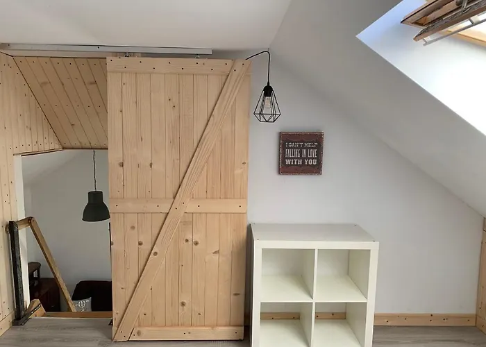 Uroczy Dom Na Mazurach Jezioro Dybowskie Dom wakacyjny *